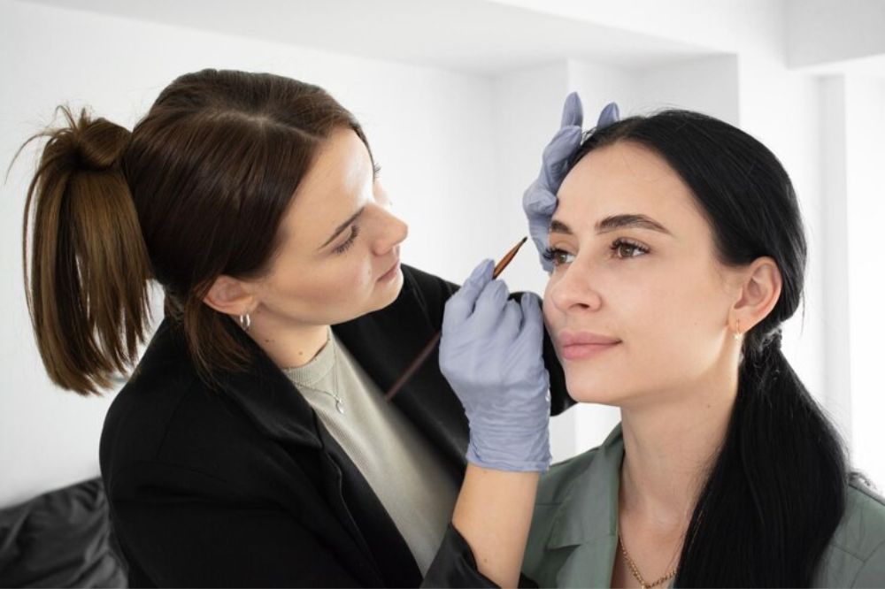 Achieving a natural look with dermal fillers: expert tips and tricks